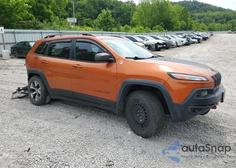 2016 Jeep Cherokee Trailhawk from USA, damaged, VIN 1C4PJMBSXGW306521